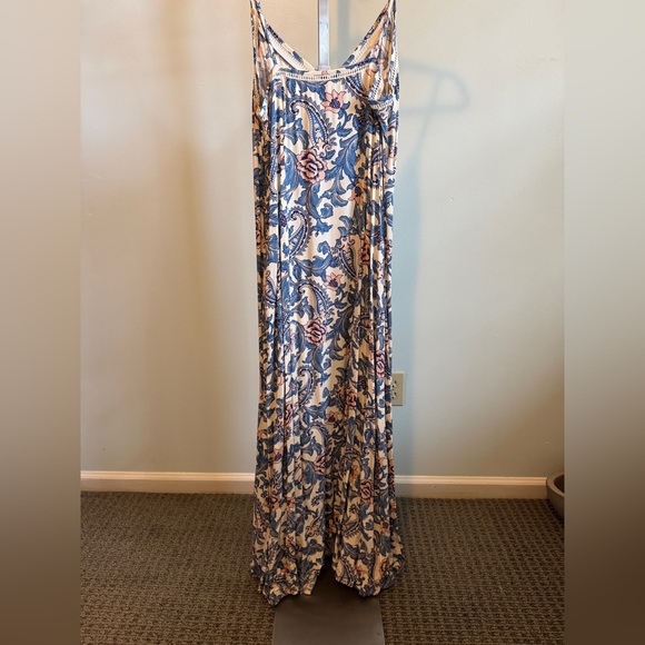 Spell Dress size Medium - Picture 2 of 3